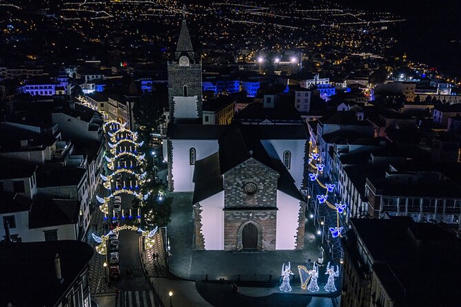 Tuk Tuk Funchal Magic Christmas Lights - Christmas lights from the Lido waterfront