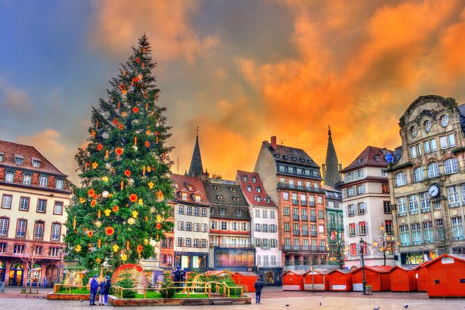 Unusual treasure hunt at the Christmas markets in Strasbourg - Starting at Place Kléber