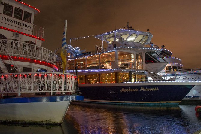 Vancouver Holiday Festive Dinner Cruises - The harbour route after dark