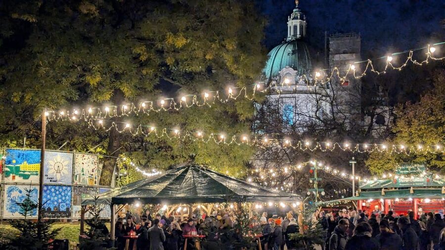 Vienna: Christmas Market Food and Drinks Tour - Is $140 a fair price?