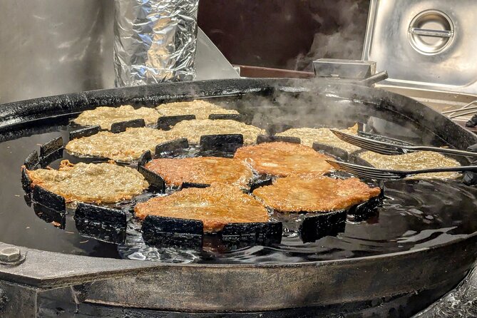 Vienna Guided Christmas Market Food and Drink Tour - What your guide adds to the food