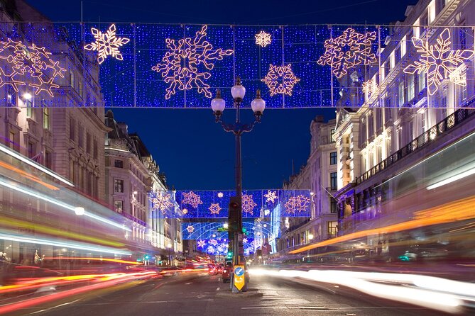 Vintage Top Deck London Christmas Lights Tour - A vintage bus ride through London at Christmas