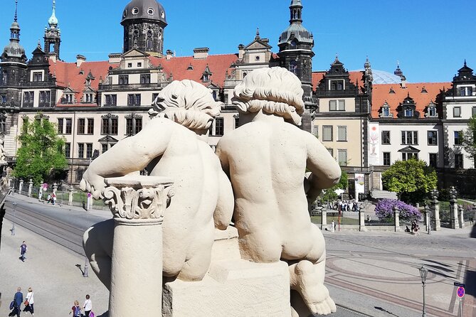 Walking Tour of Historic Dresden with a Christmas Touch. Small group tour. - The Christmas touch at Striezelmarkt