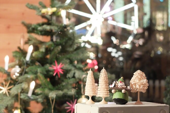 Walking Tour of Historic Dresden with a Christmas Touch. Small group tour. - Who should book this Dresden walk?