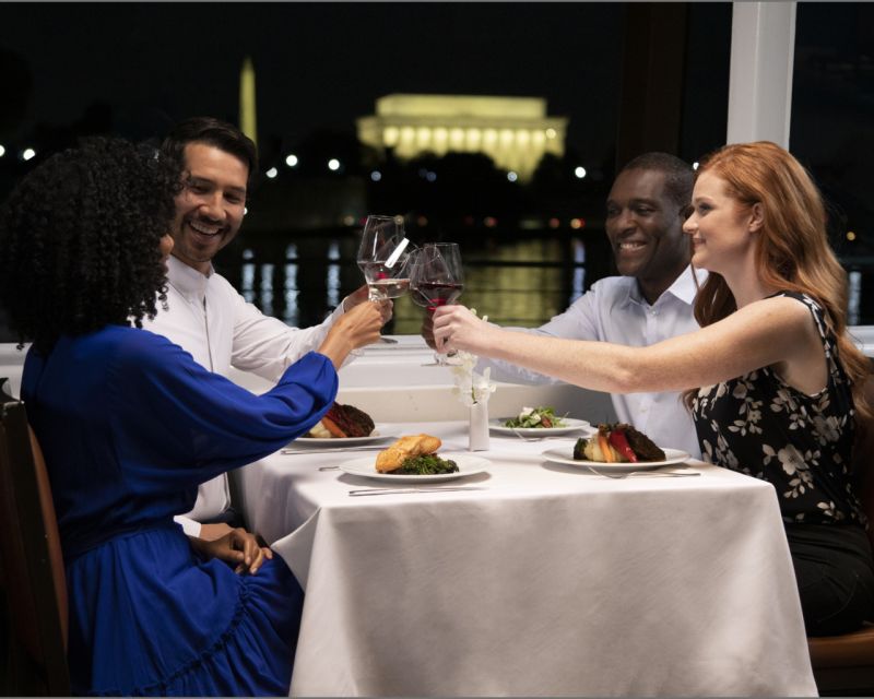 Washington DC: Christmas Eve Gourmet Brunch or Dinner Cruise - Christmas Eve on the Potomac, with the monuments outside